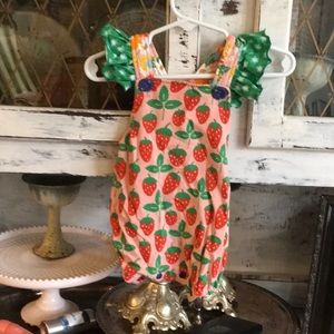 Strawberry bubble size 3 m wildflower